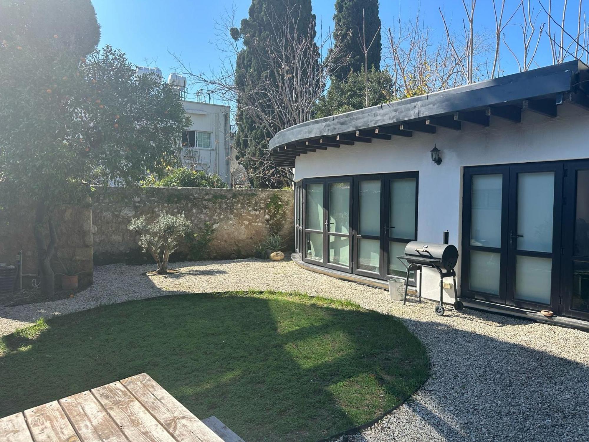 Вілла Olive House Кіренія Екстер'єр фото